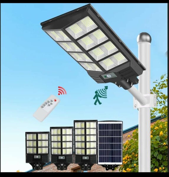 Projecteur solaire extérieur LED