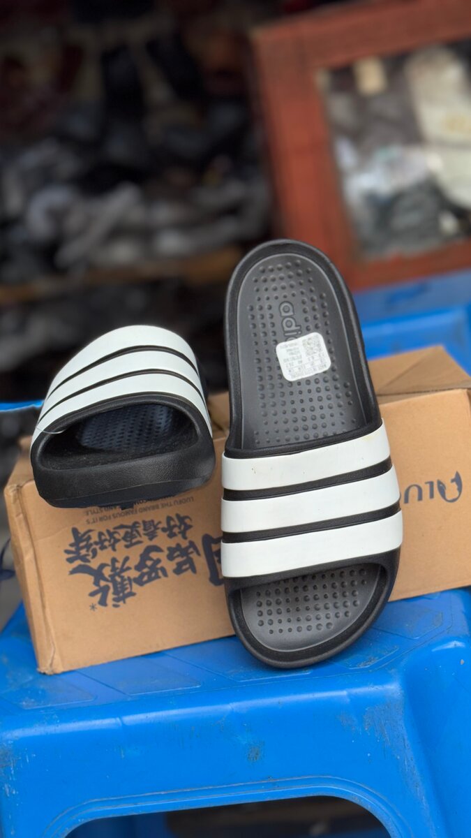 Claquettes sport confortables