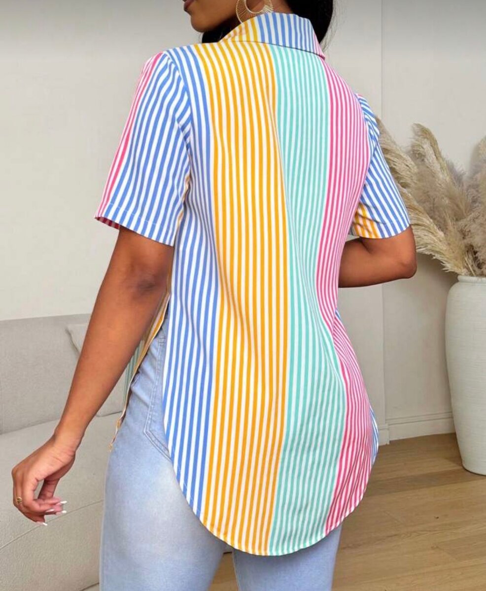 Chemise rayée multicolore élégante