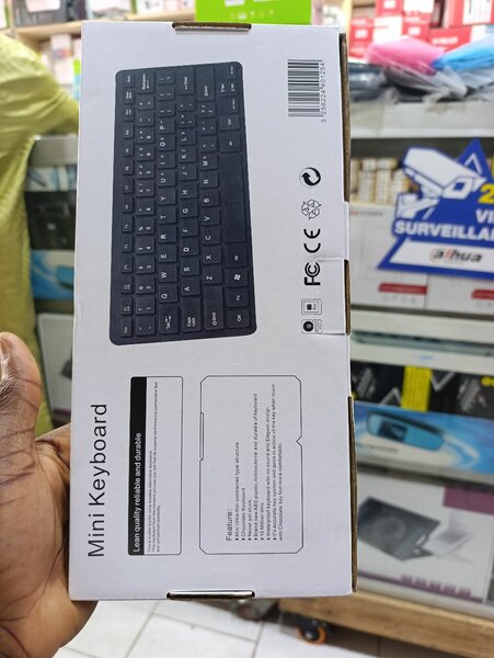 Clavier à fil compact