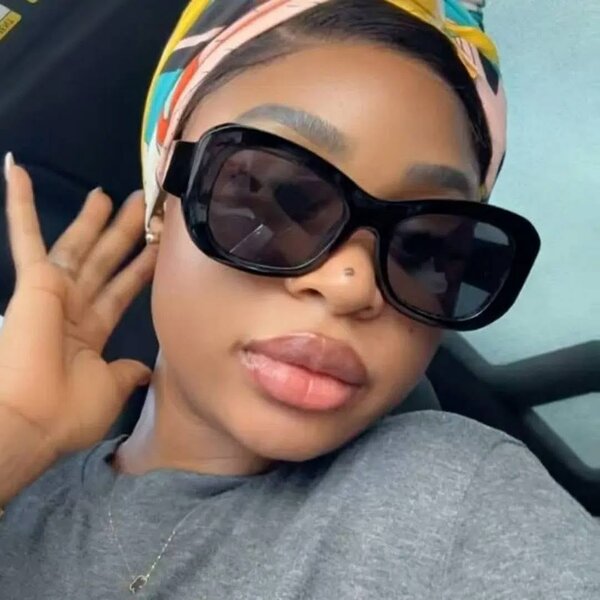 Lunettes de soleil carrées