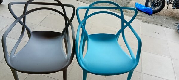 Chaises design empilables