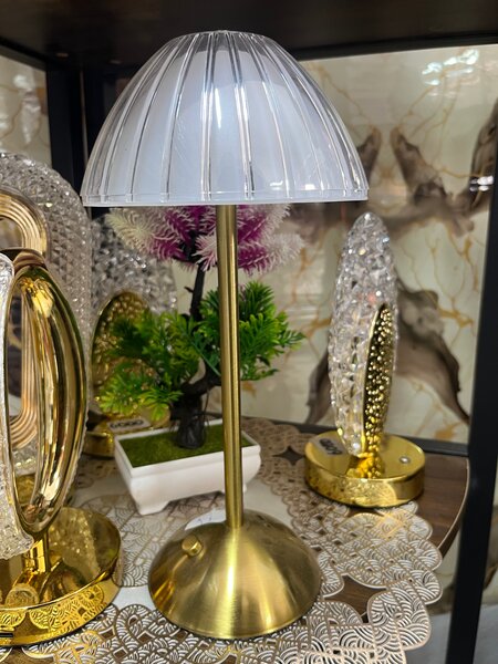 Lampe de bureau élégante