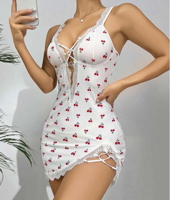 Chemise de Nuit Cerises Élégante