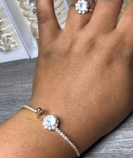 Bracelet élégant en acier