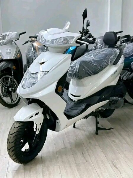 Scooter électrique SINUS blanc