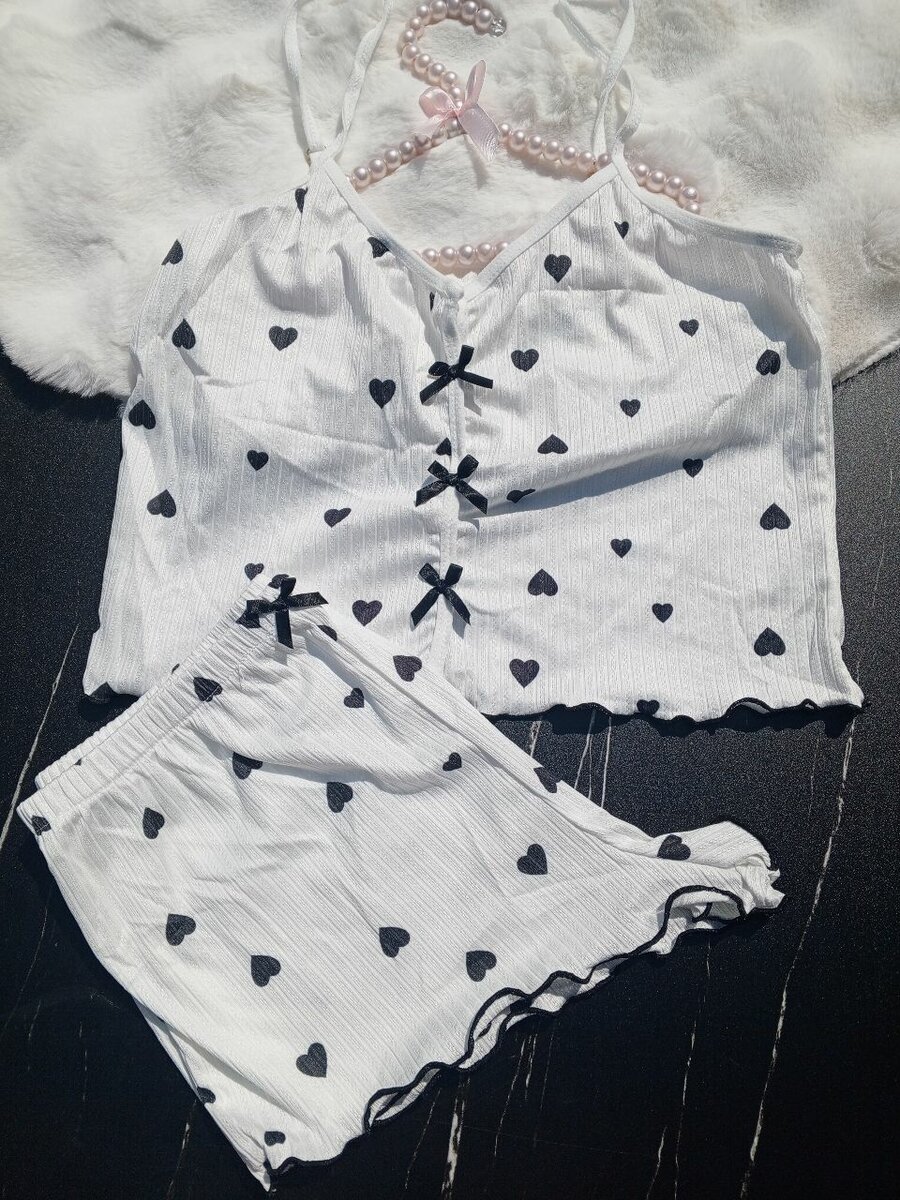 Pyjama femme à motifs cœurs