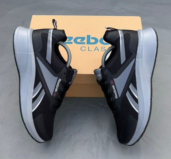 Chaussure reebook classic