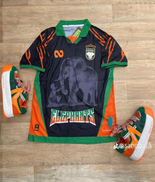 Jeans déchirés tendance