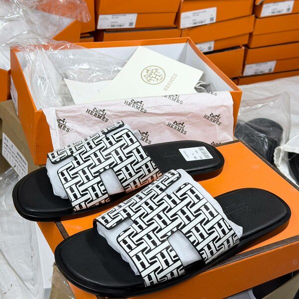 Sandales de luxe en cuir