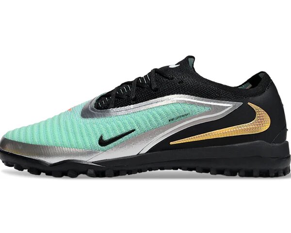 Chaussures de Foot Nike Phantom