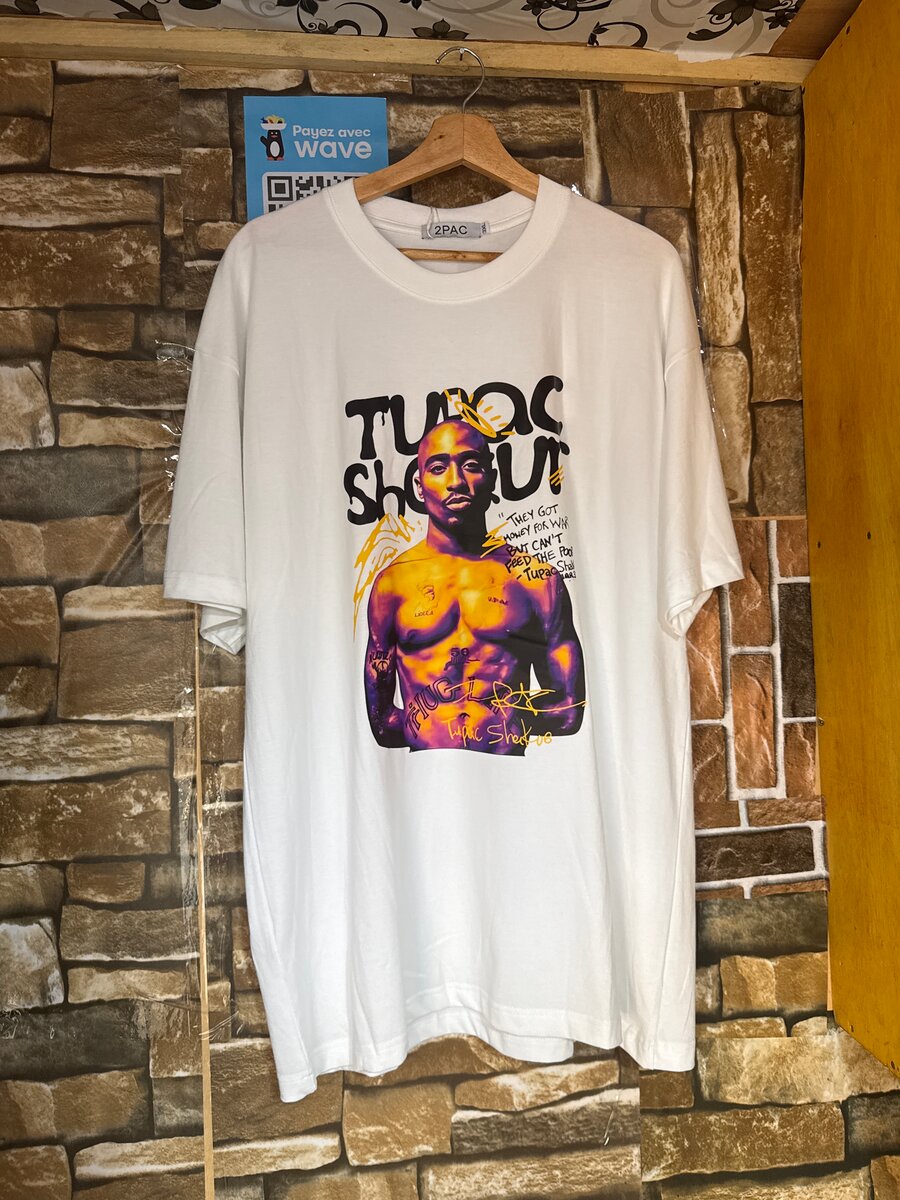 T-shirt graphique tendance