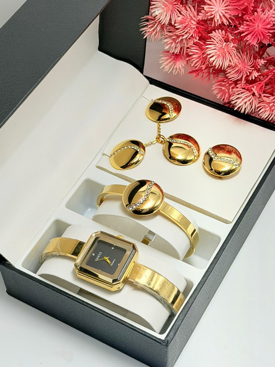 Élégant Coffret Montre et Bijoux