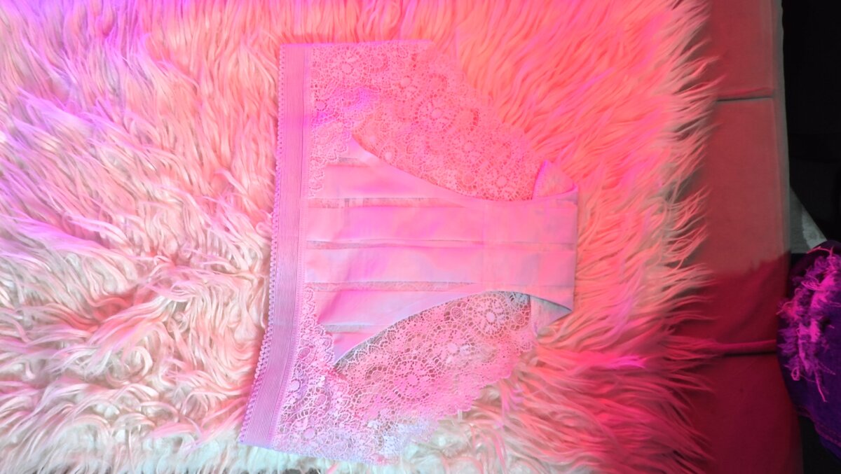 Culottes en dentelle élégantes