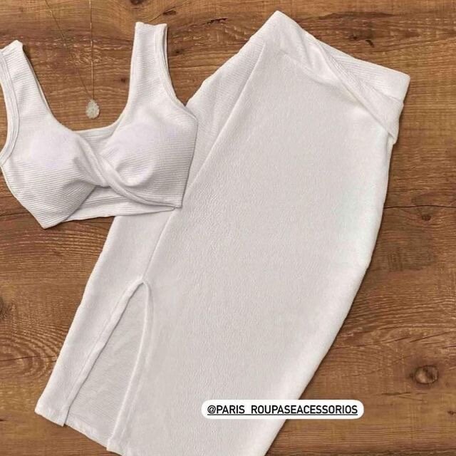 Ensemble de Jupe et Haut Blanc