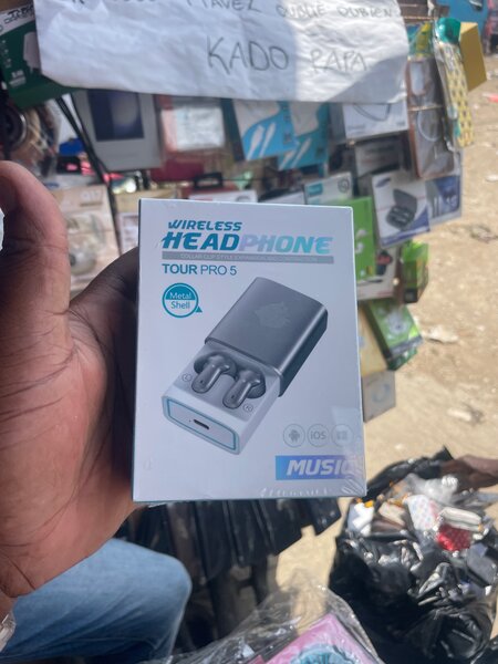 Écouteurs sans fil Tour Pro 5