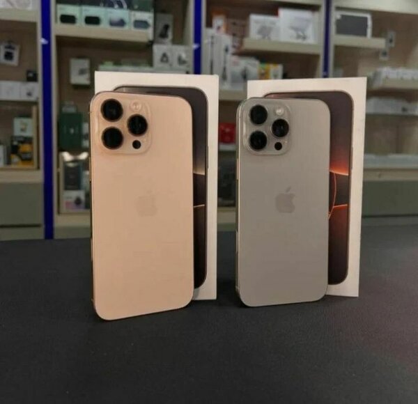 iPhone 256GB Smartphone