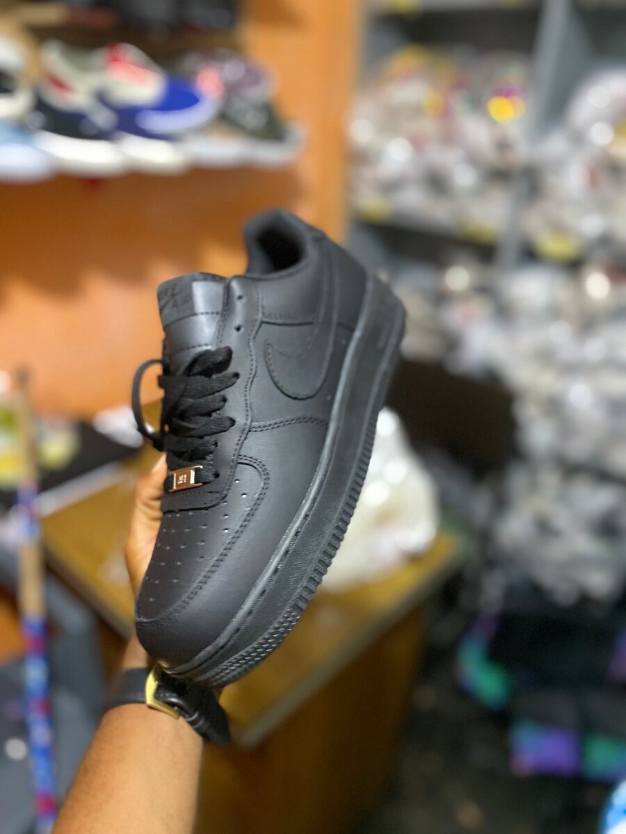 Chaussures sport noires stylées