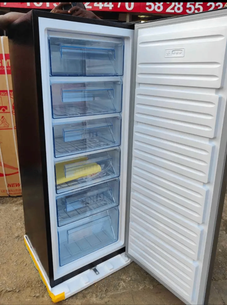 Congélateur armoire moderne