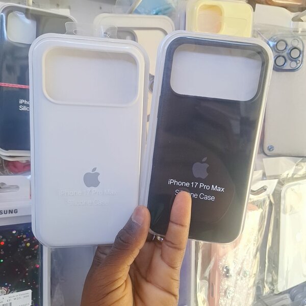 Coque Silicone iPhone 17 Pro Max