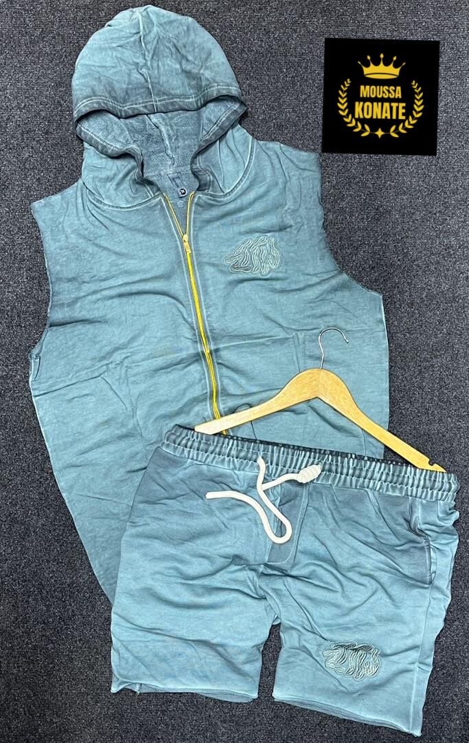 Ensemble sport décontracté