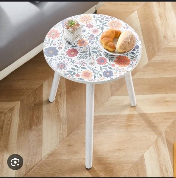 Table d'appoint florale