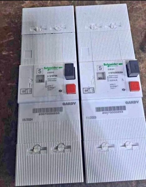 Disjoncteur 5/15, 10/30, 30/60