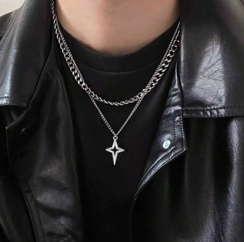 Collier Pendentif Étoile Double Chaîne