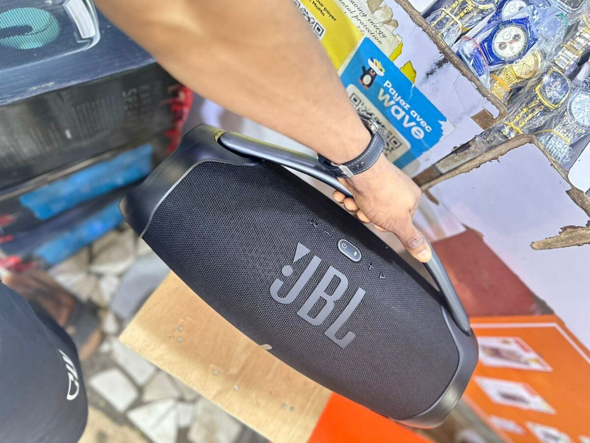 JBL Boombox 3