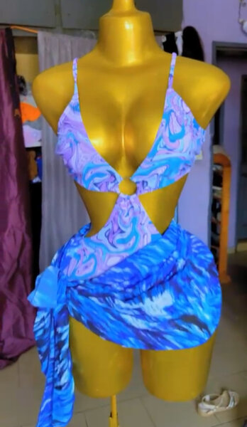 Maillot de bain échancré chic