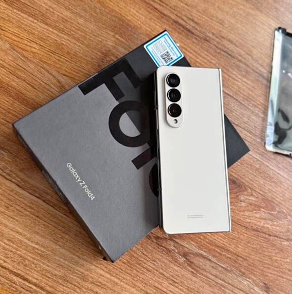 Samsung Galaxy Z Fold4