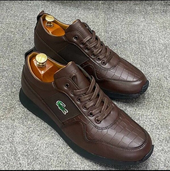 Lacoste en cuir pour hommes