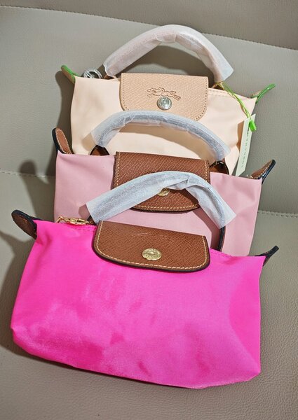 Pochettes élégantes compactes