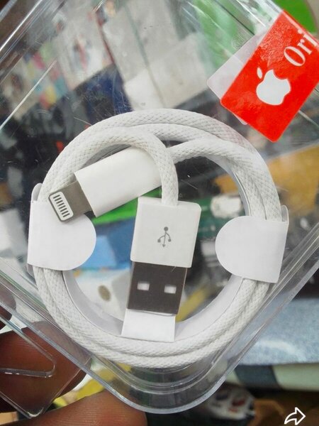 Câble USB Lightning Apple