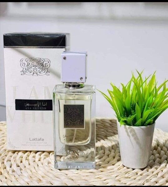 Parfum Ana Abiyedh Lattafa