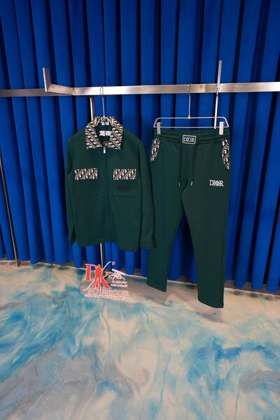 Ensemble vert homme élégant