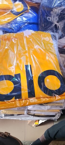 Sweat-shirt jaune Alo