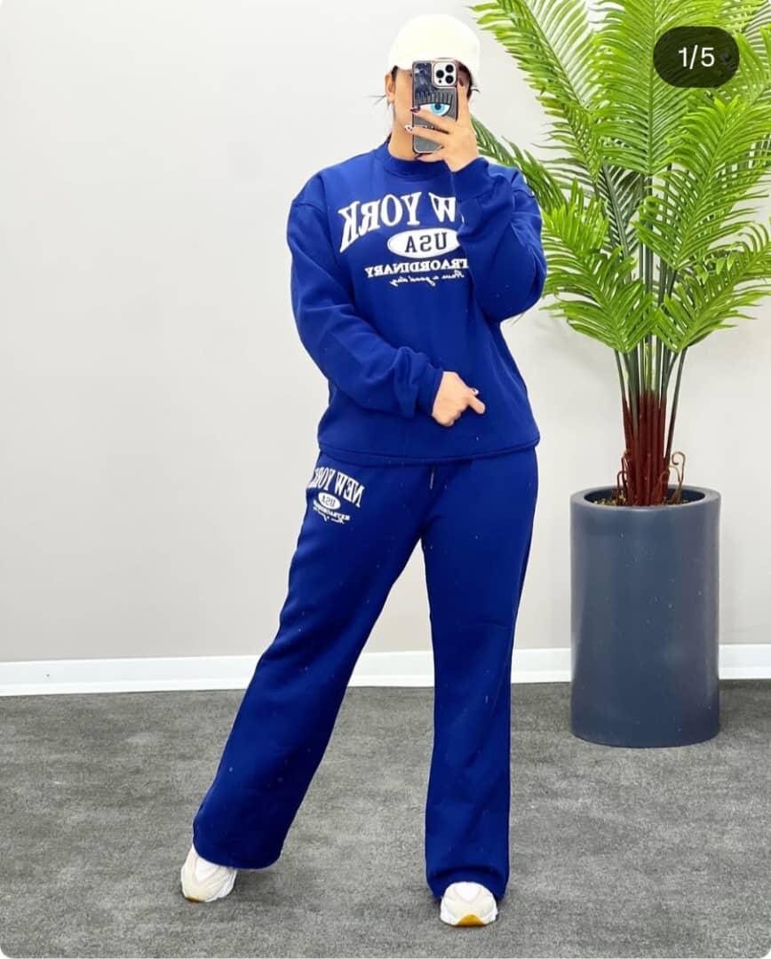 Ensemble de survêtement bleu