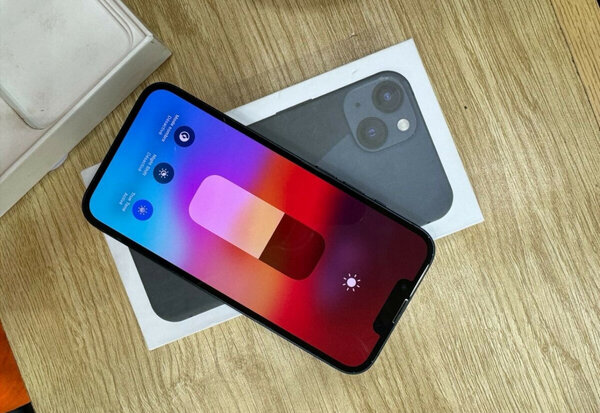 iPhone 13 Noir 128Go