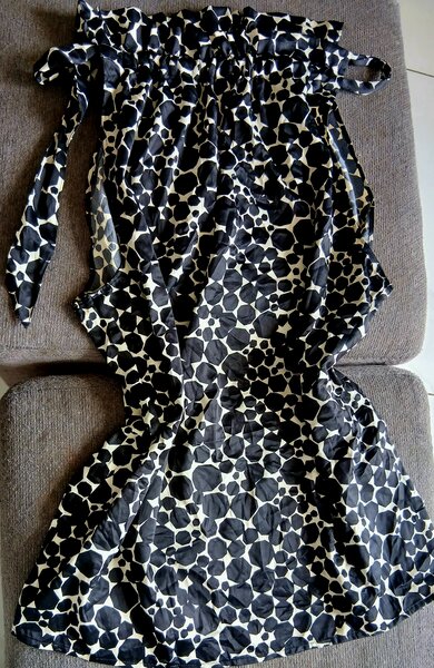 Haut à motifs élégante