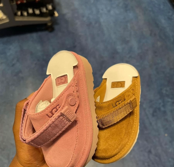 UGG Pantoufles Femme