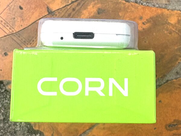 Téléphone Mini CORN A380