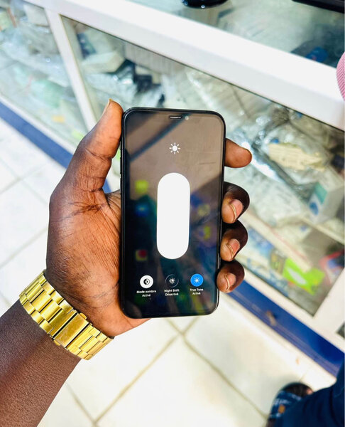 iPhone 11 Pro 256Go iOS