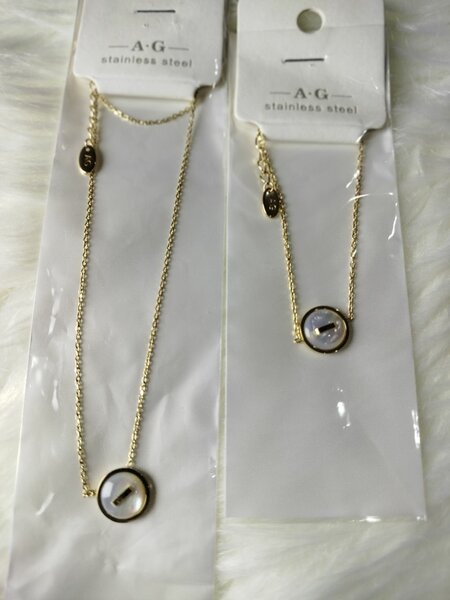 Collier minimaliste en acier