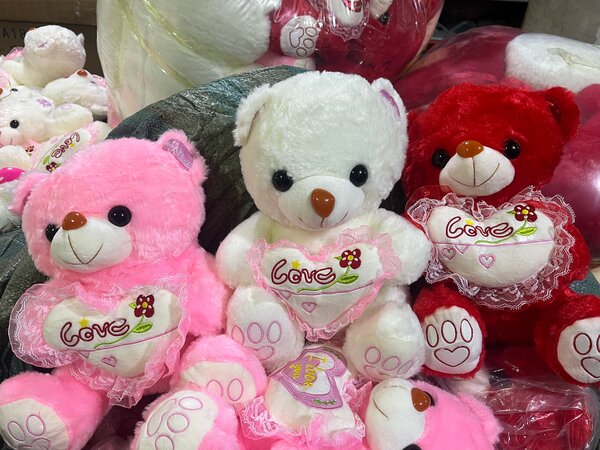 Oursons en peluche câlins