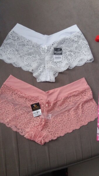 Culottes en dentelle élégantes