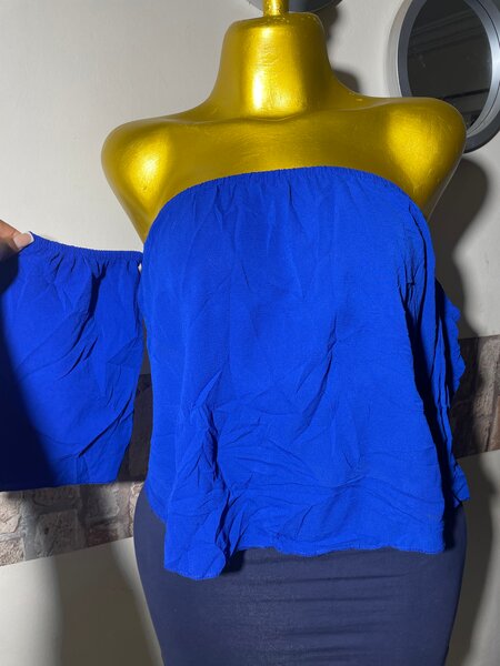 Top bandeau bleu femme