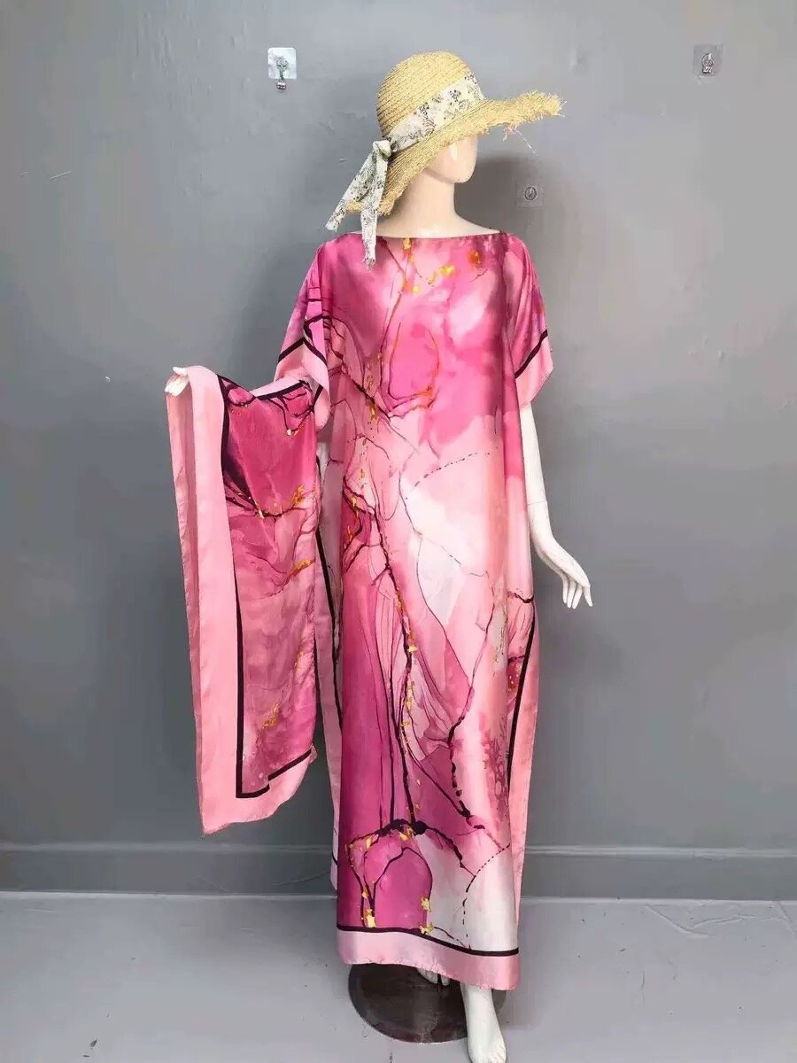 Robe longue en soie imprimée