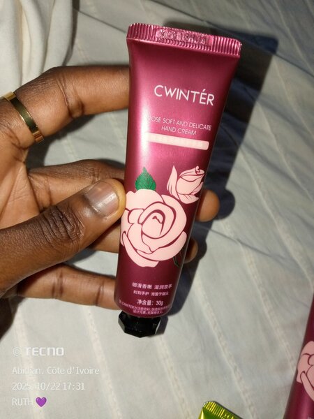CRÈME MAINS ROSE