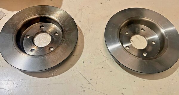 Disque de frein avant